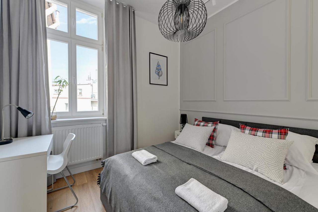Apartment Grand - Two Bedroom, 6 Person Center *