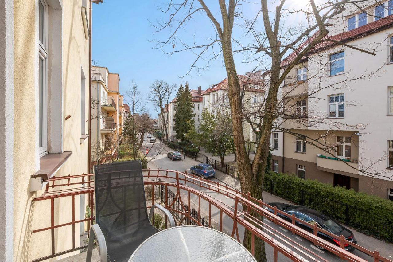 Apartment Grand - Two Bedroom, 6 Person Center