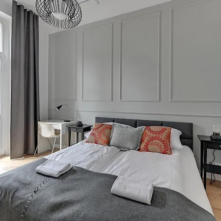 Grand Apartments - Two Bedroom, 6 Person City Center Apartment Sopot Eksteriør bilde