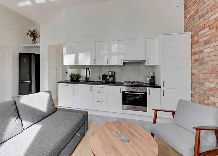 Grand Apartments - Two Bedroom, 6 Person City Center Apartment