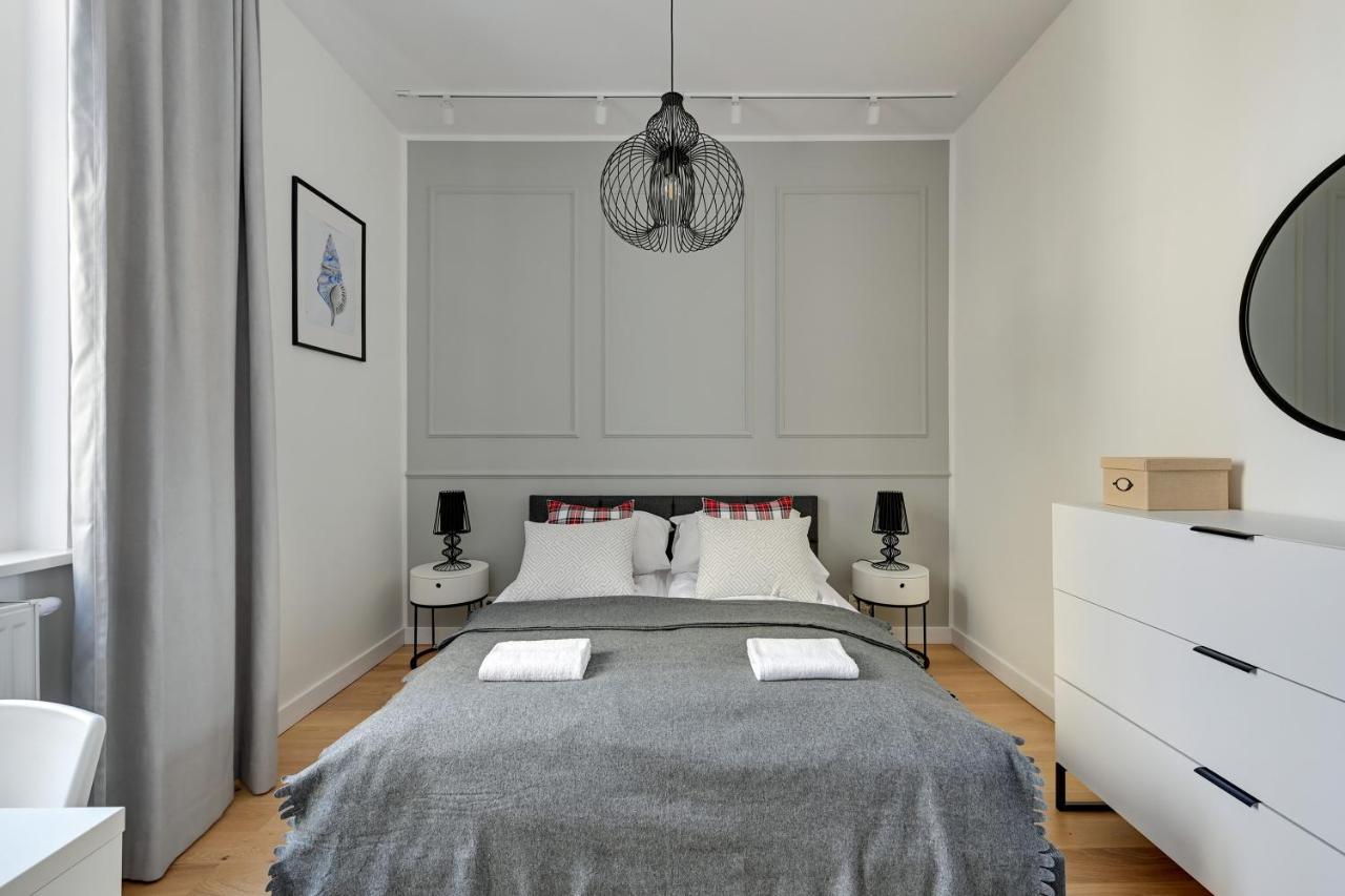 Grand - Two Bedroom, 6 Person Center * Sopot